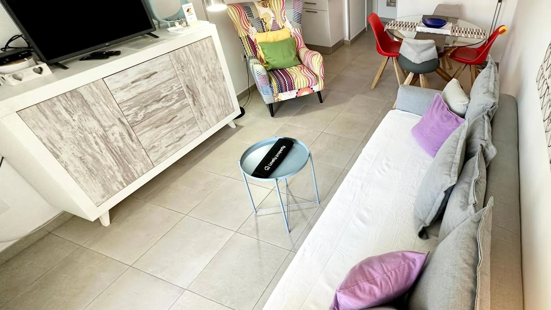 Tutti Frutti Con Piscina, Terraza Soleada Privada, Primera Planta Y Wi-Fi Corralejo 0*,  Spanyolország